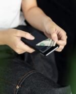 TARJETERO VULKIT MINIMALISTA (Negro) - Imagen 5