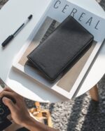 PORTA PASAPORTE PLEGABLE (Negro) - Imagen 4